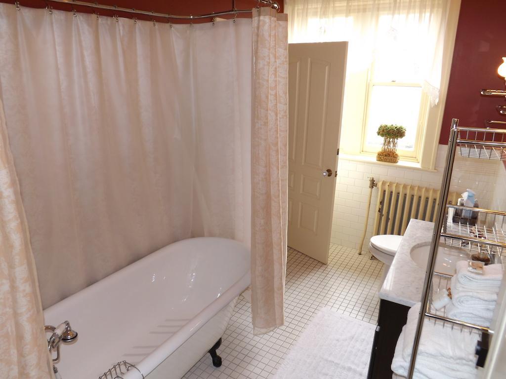 Annville The Patriot House Bed & Breakfast الغرفة الصورة